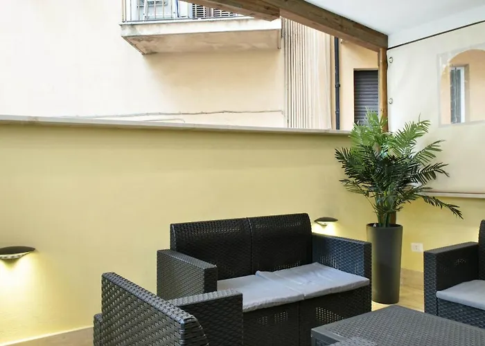 Back To 70's-modern And Terrace *
